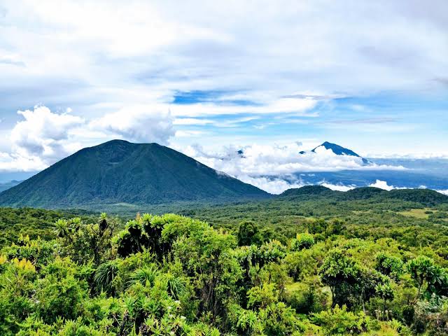 Mount Karisimbi Rwanda